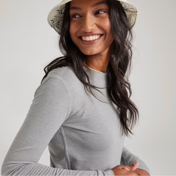 All Birds Sea Long Sleeve Tee in Medium Grey - Picture 7 of 9